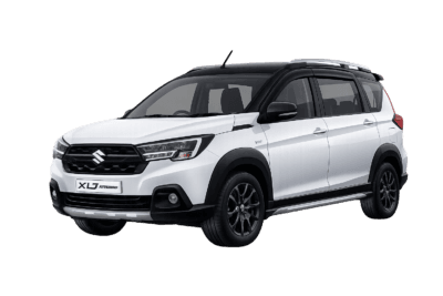 Suzuki XL7 putih dari Traveego Bandung Rent Car untuk layanan sewa mobil dengan sopir di Bandung