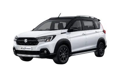 Suzuki XL7 putih dari Traveego Bandung Rent Car untuk layanan sewa mobil dengan sopir di Bandung