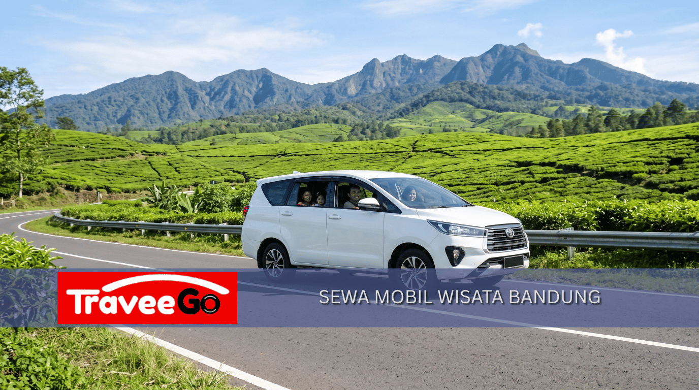 Sewa mobil Bandung untuk wisata keluarga dengan Toyota Innova putih di pegunungan